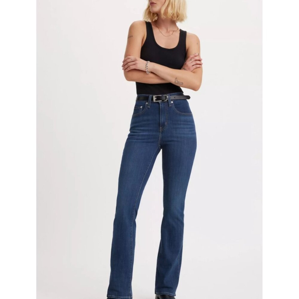 Levi's 725 High-Rise BootCut Women's Jeans Size 29